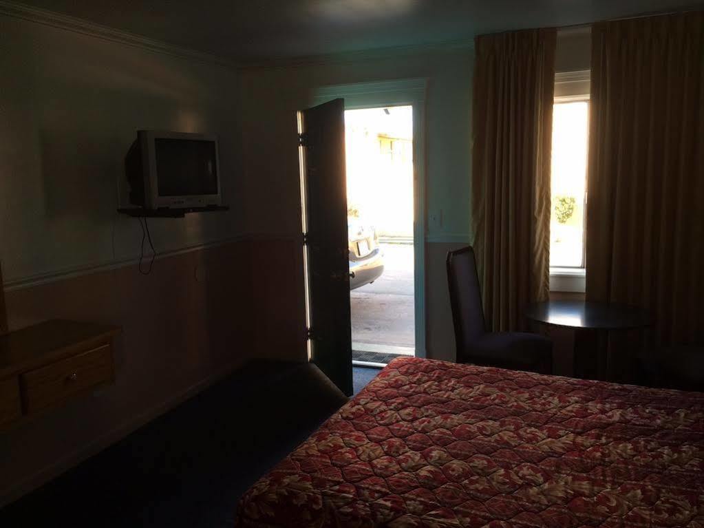 Hamlet Motel Newman Kültér fotó